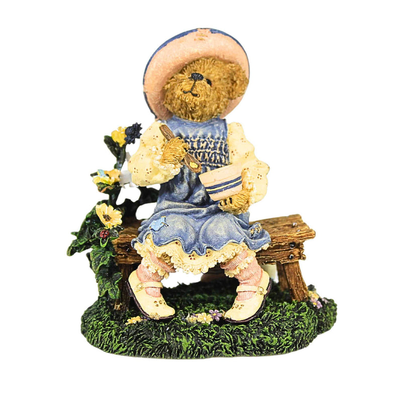 Boyds Bears Resin Lil' Miss Muffet What's In The Bowl? Fairy Tale Bearstone 2455 (2353)