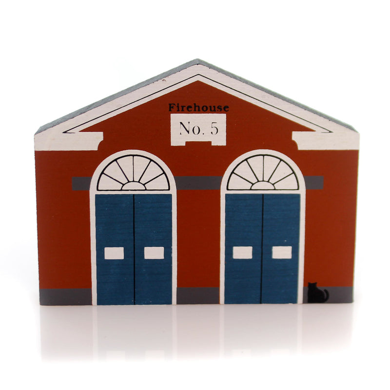 Cat's Meow Village Connecticut Avenue Firehouse - 1 Wood Building 3.5 Inch, Wood - Building Retired New Old Stock Nos Pine 0305-00 (28802)