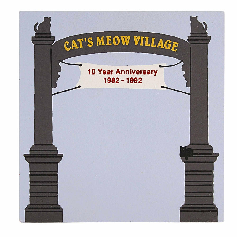(31893) 10 Year Anniversary Arch