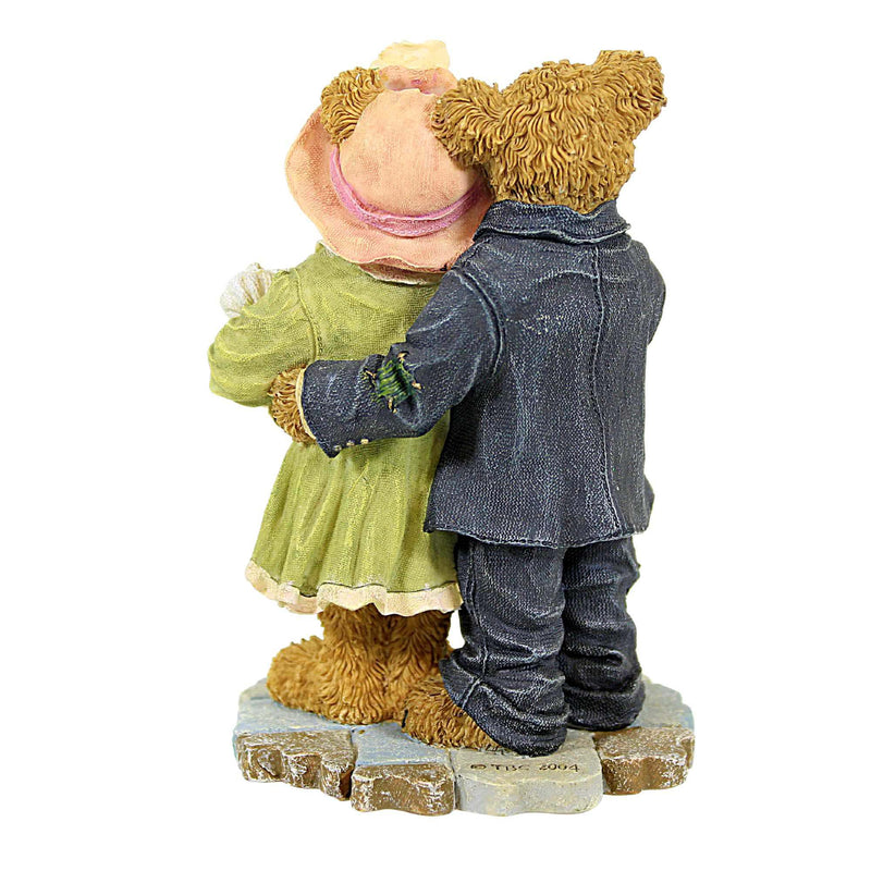 Boyds Bears Resin James & Kathleen With Baby Blessings - - SBKGifts.com