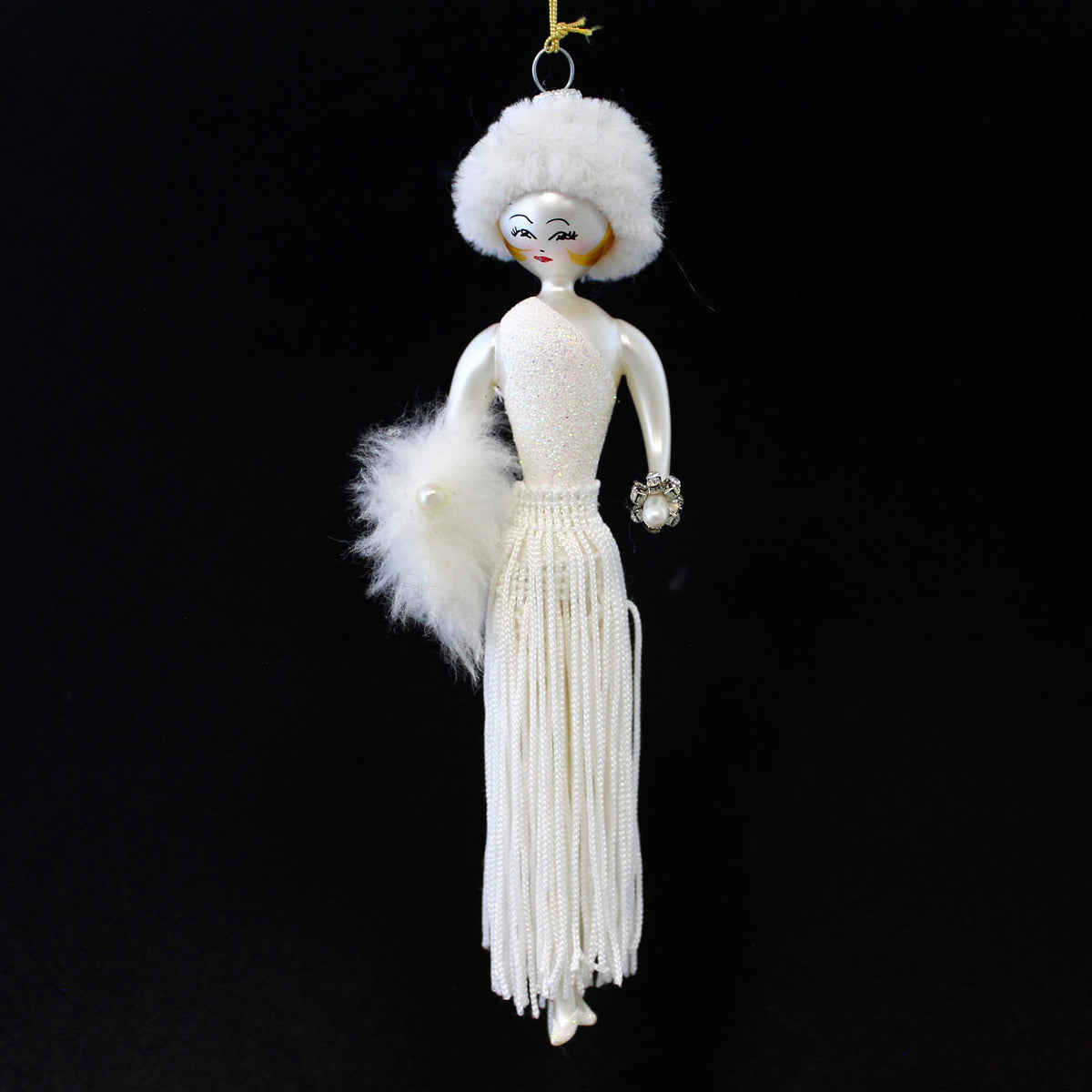 (37719) Nancy In White Fringed Skirt
