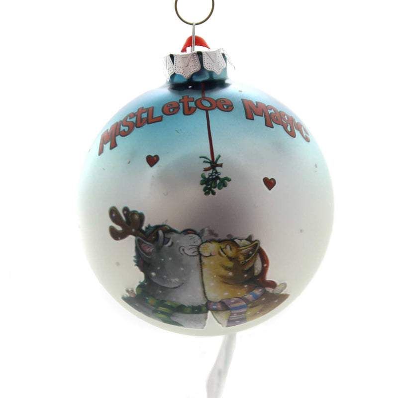 Mistletoe Magic Cats - 3.75 Inch, Glass - Gary Patterson 6001956 (38656)