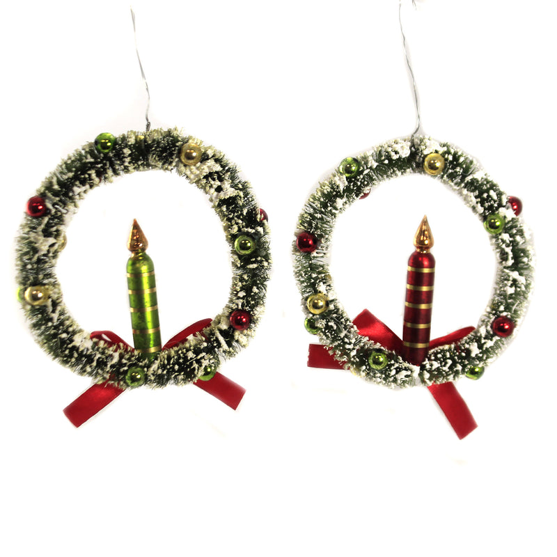 Christmas Traditional Candle In Wreath - - SBKGifts.com