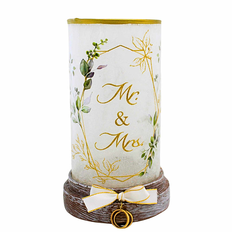 Stony Creek Mr & Mrs Hurricane Pre-Lit - - SBKGifts.com