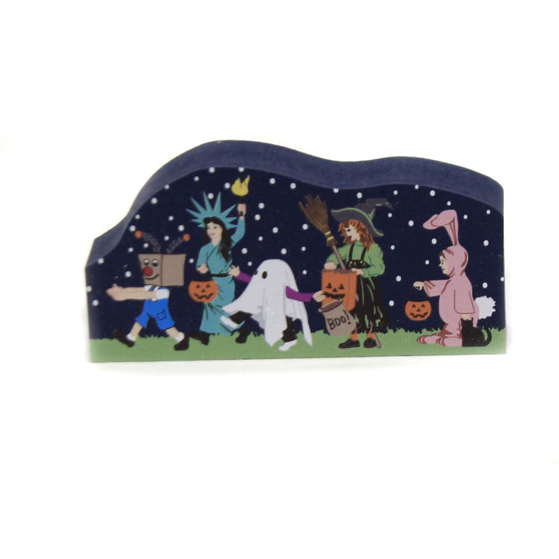 Cat's Meow Village Halloween Trickers 2020 - One Accessory 1.75 Inch, Wood - Accessory Halloween 20633