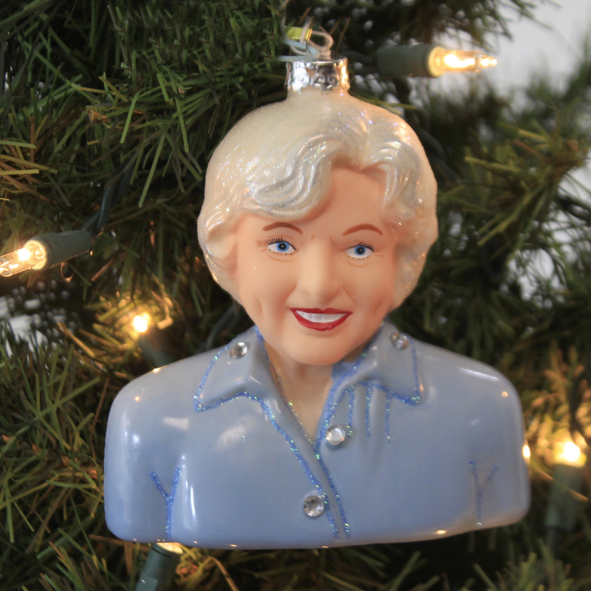 Betty White Ornament - Thumbnail 3