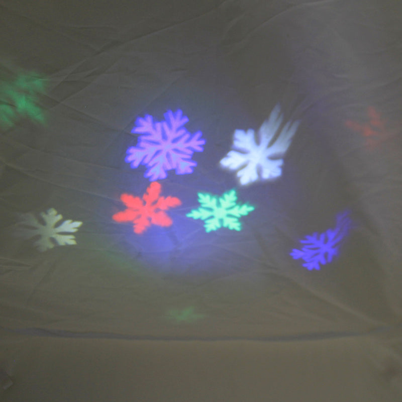 Christmas LED Projector w/ Cardinals Plastic Snowflakes 132626
