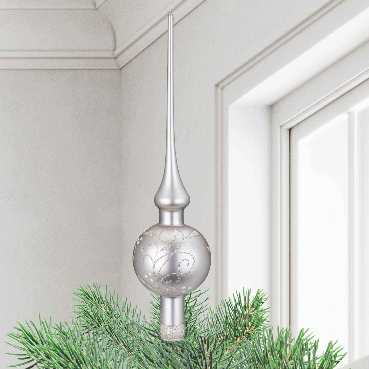 Tree Topper Finial Winter Berries Silver  Finial - - SBKGifts.com