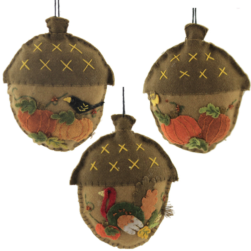 Holiday Ornament Acorn Applique Fabric Fall Thanksgiving Pumpkins Rl8247