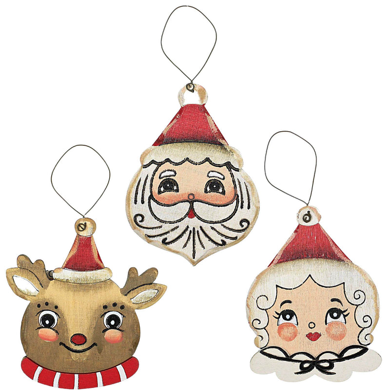 Holiday Ornament Santa And Mrs Claus & Reindeer Christmas Rustic Wood Tc00393a (56499)