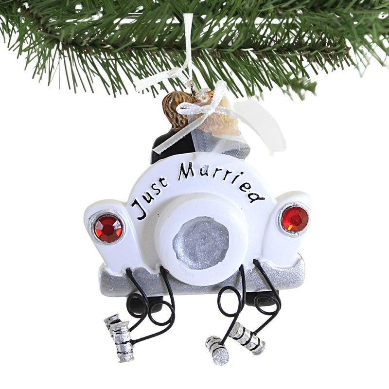Holiday Ornament Just Married - - SBKGifts.com
