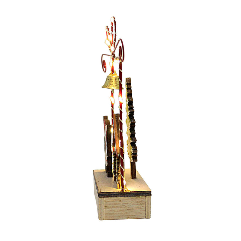 Option 2 Wire Frame Santa Table Scene - - SBKGifts.com