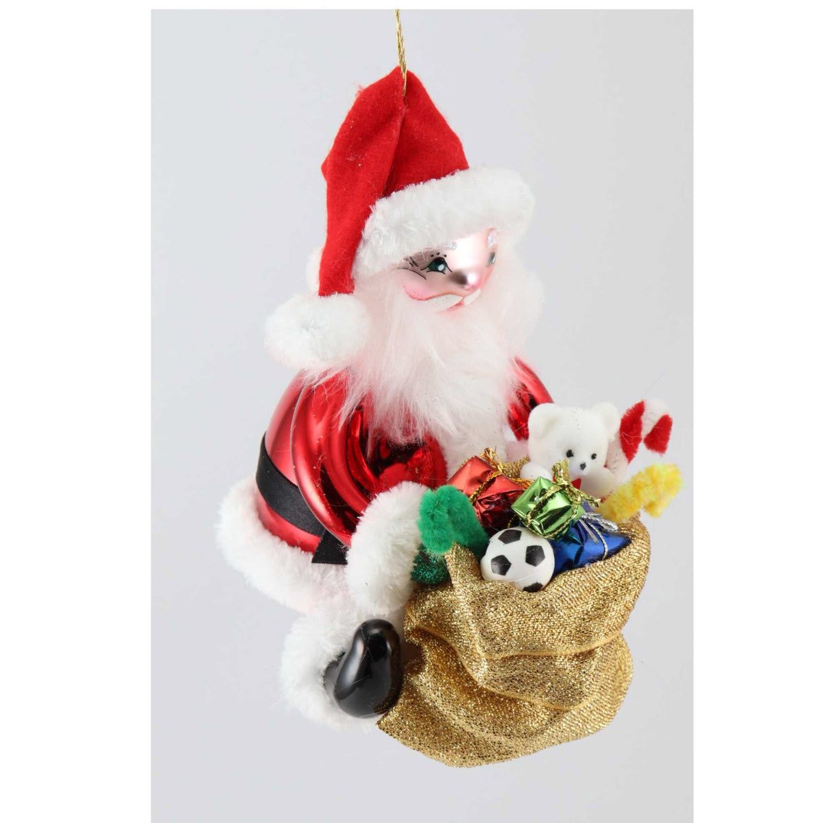 65242 Pre-Order Santa And The Christmas Toys MGD057