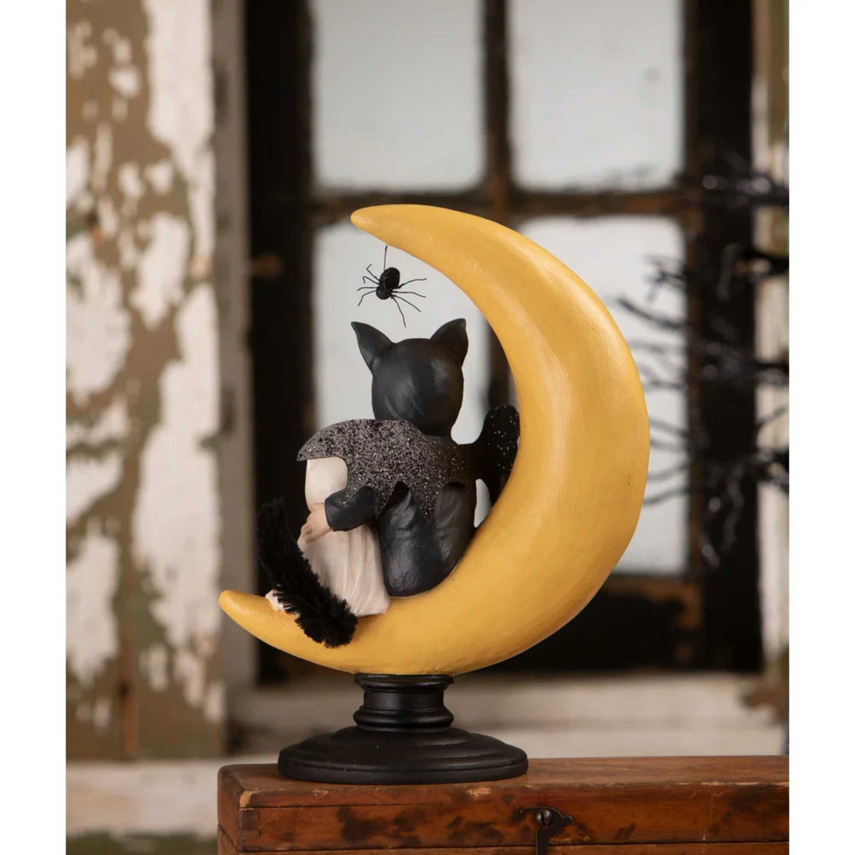Bethany Lowe Hugh With Casper On Moon - - SBKGifts.com