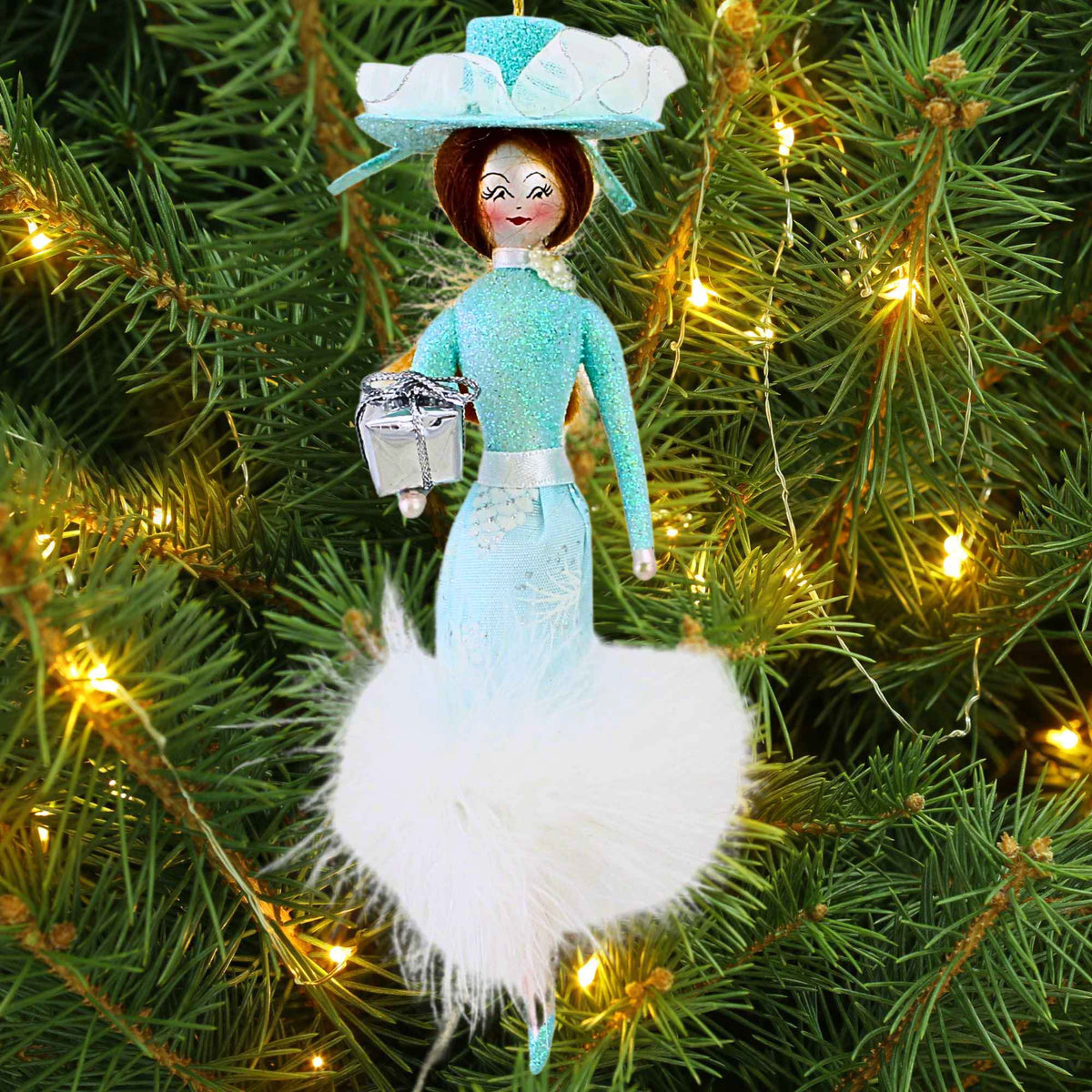 De Carlini Italian Ornaments Lady Pearl Fontaine - - SBKGifts.com