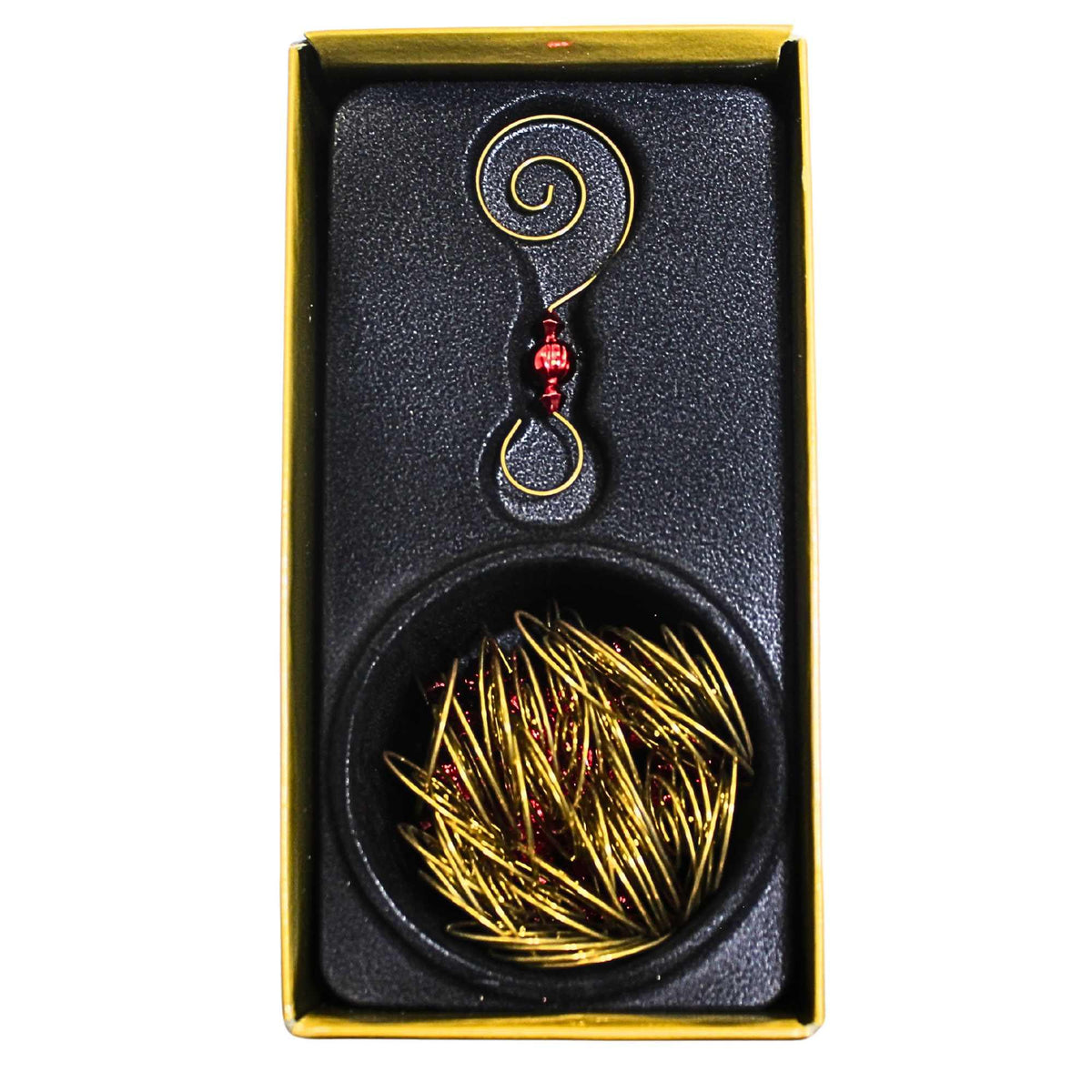 67547 Gold Ornament Hooks S12