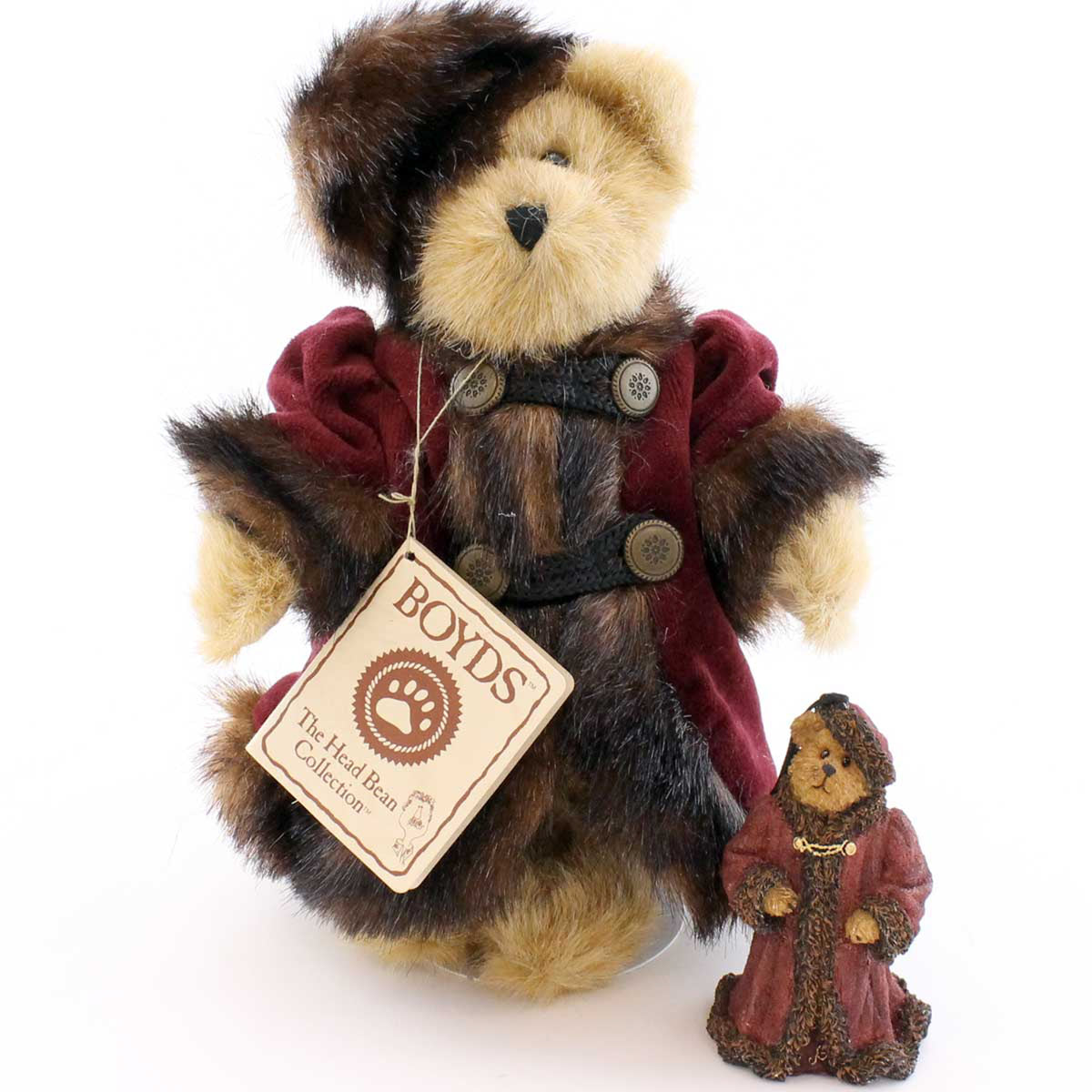 (8808) Bailey In Russia W/ Ornament