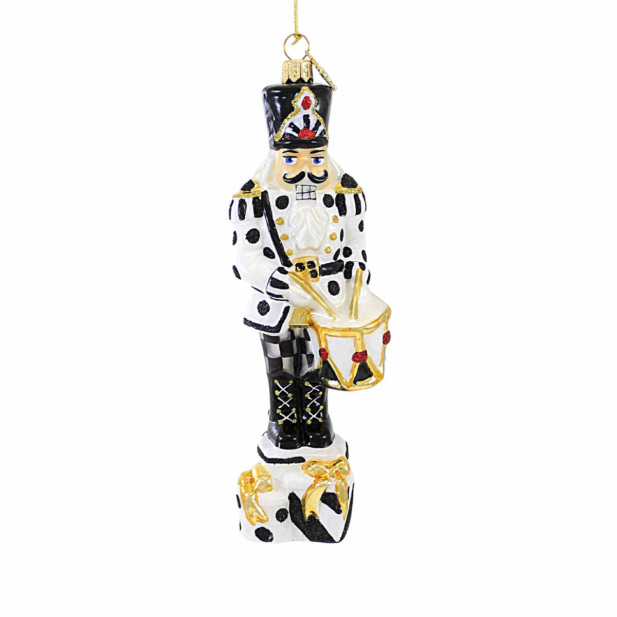 (Hur889bw) Black And White Delight Nutcracker