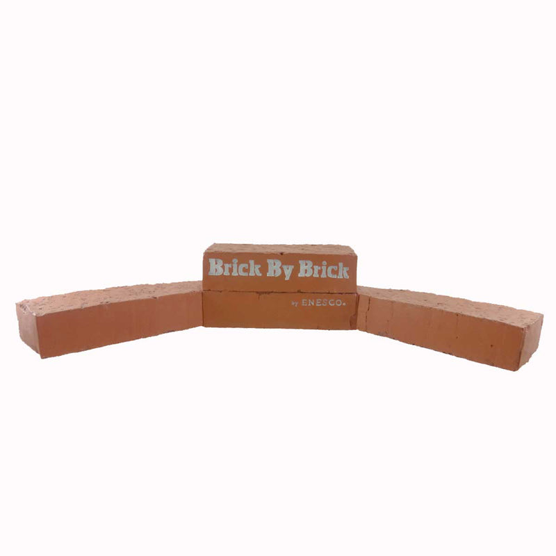 Figurines BRICK BY BRICK DISPLAYER Resin Cottage Displayer 384976