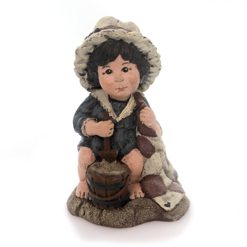 Figurine Rachel Polyresin Beach Sand Bucket Blanket 96853 (29190)